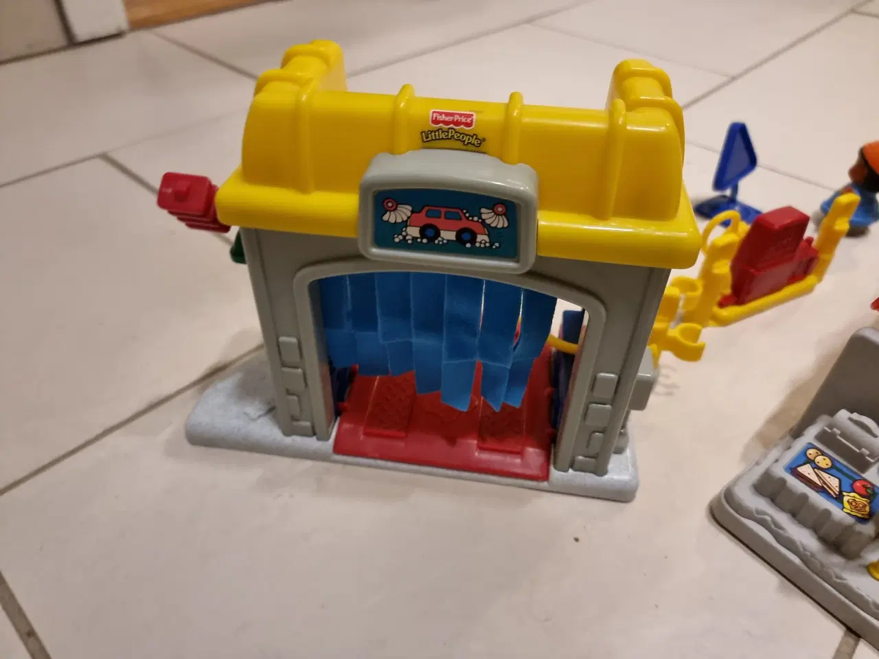 Billede 2 - Fisher-Price Vaskehal og stenbrud