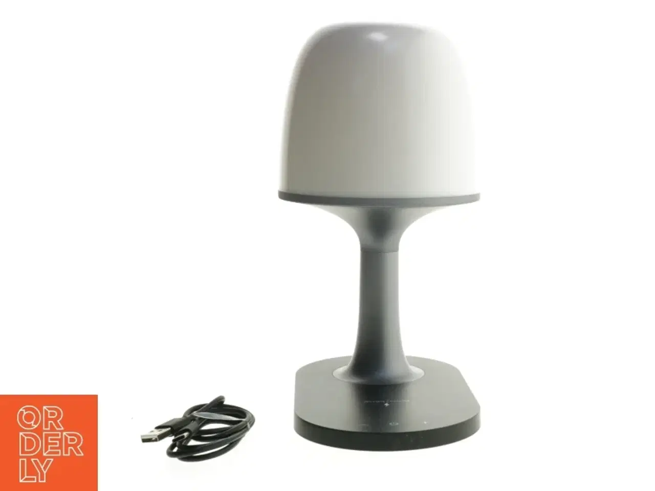Billede 2 - Bordlampe med trådløs opladning fra Hi5 (str. 24x20 cm)