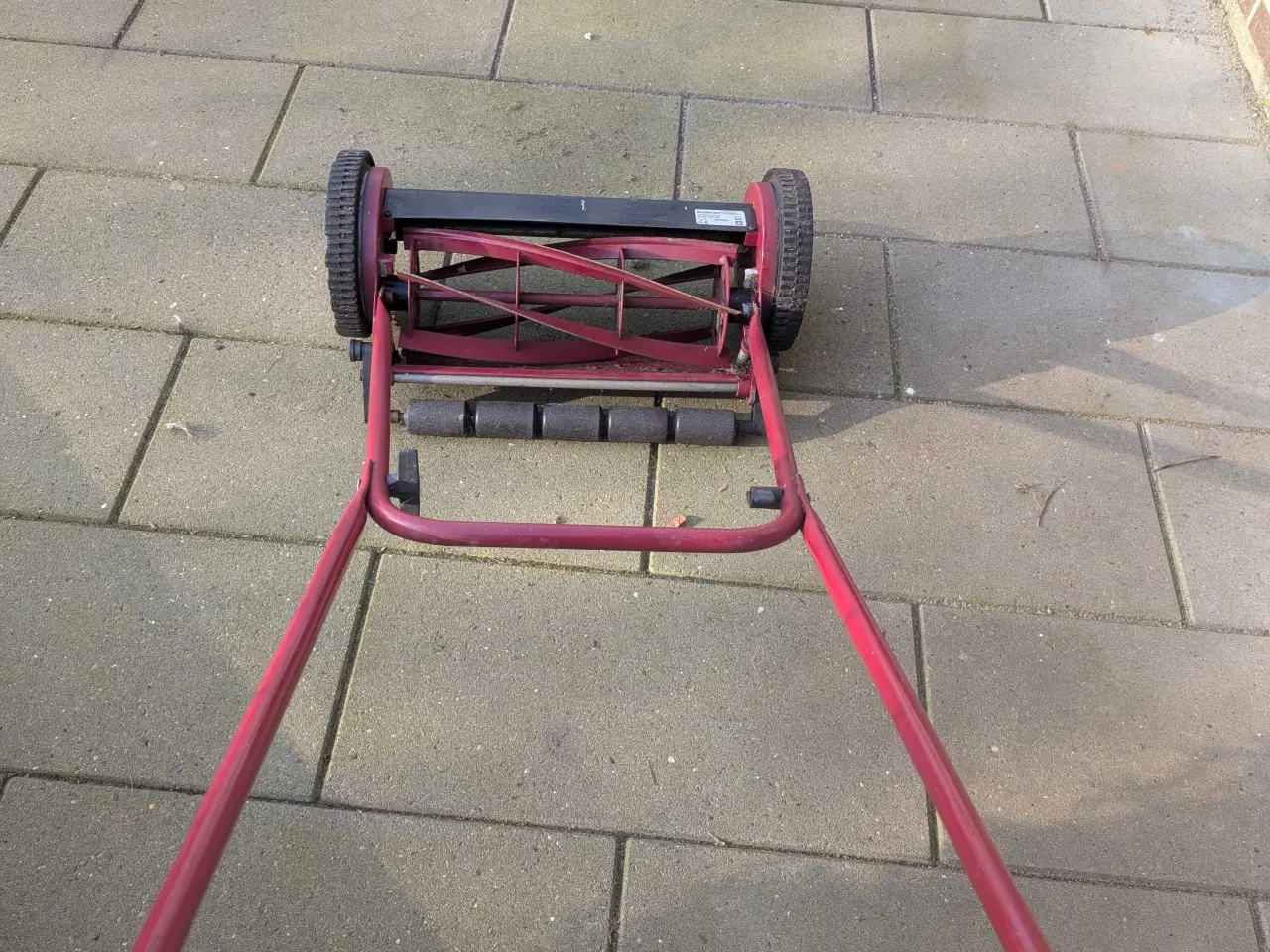 Billede 3 - Fin hånd skubber