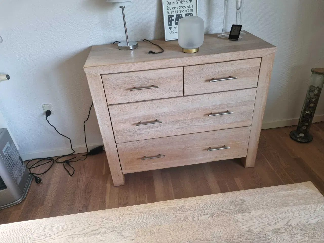 Billede 2 - Møbler i massiv egetræ..