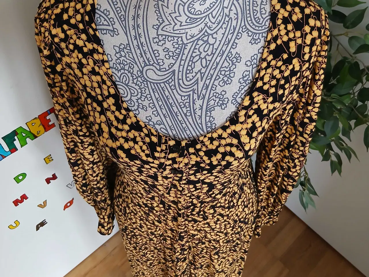 Billede 2 - Skjortekjole. Ganni. Medium/38