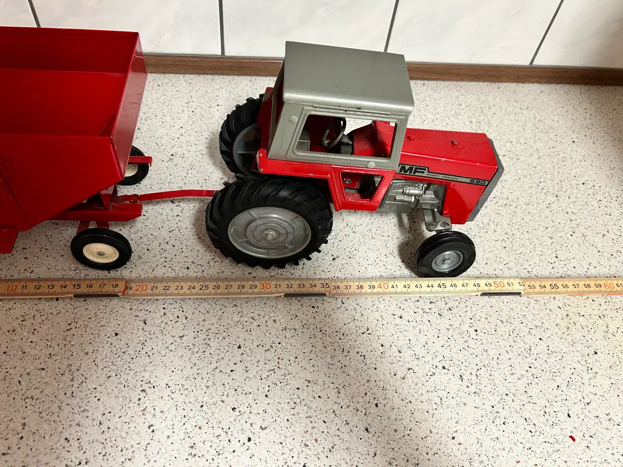 Billede 10 - Modeltraktor