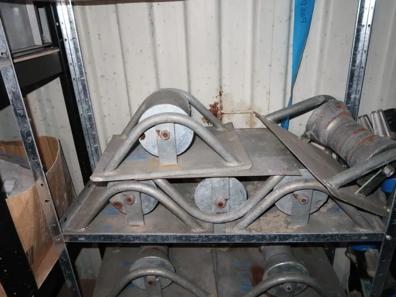 Billede 2 - Lagerreol med div. Afrullere