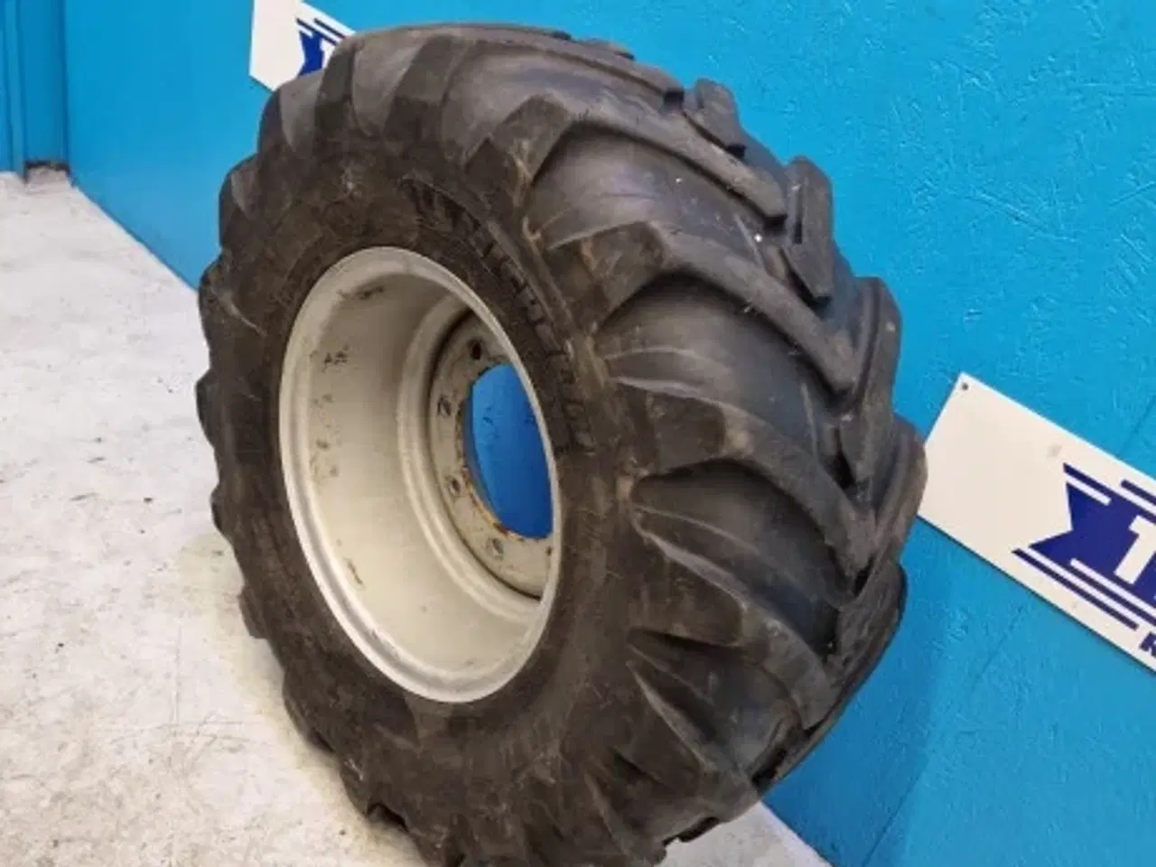 Billede 5 - 18" 340/80R18