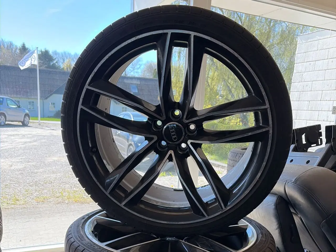 Billede 1 - 21” alu (har siddet på en A6 allroad) 