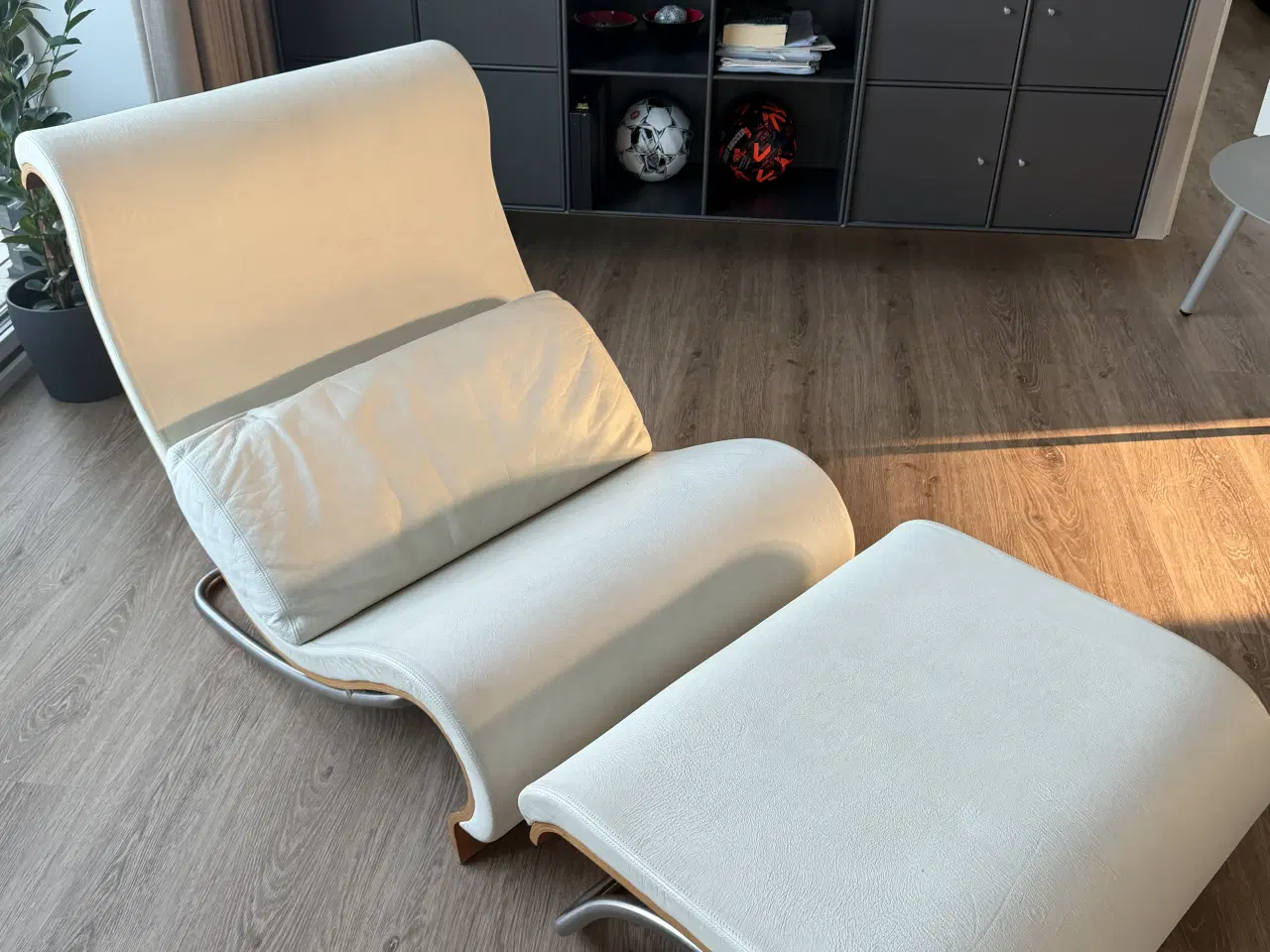 Billede 3 - Unik og signeret Jørn Utzon loungestol med skammel