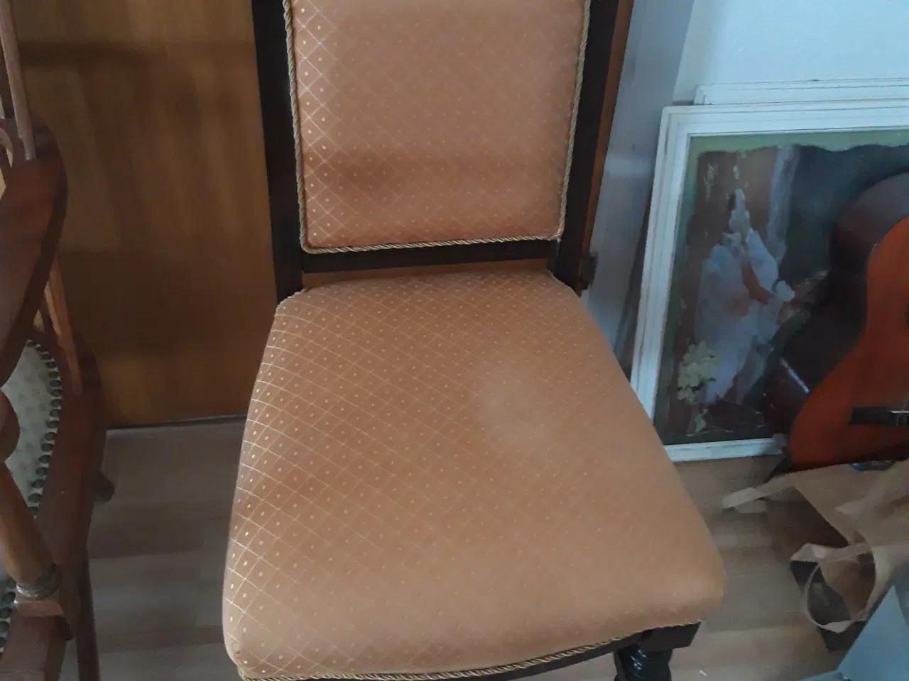 Billede 1 - Flot antik stol