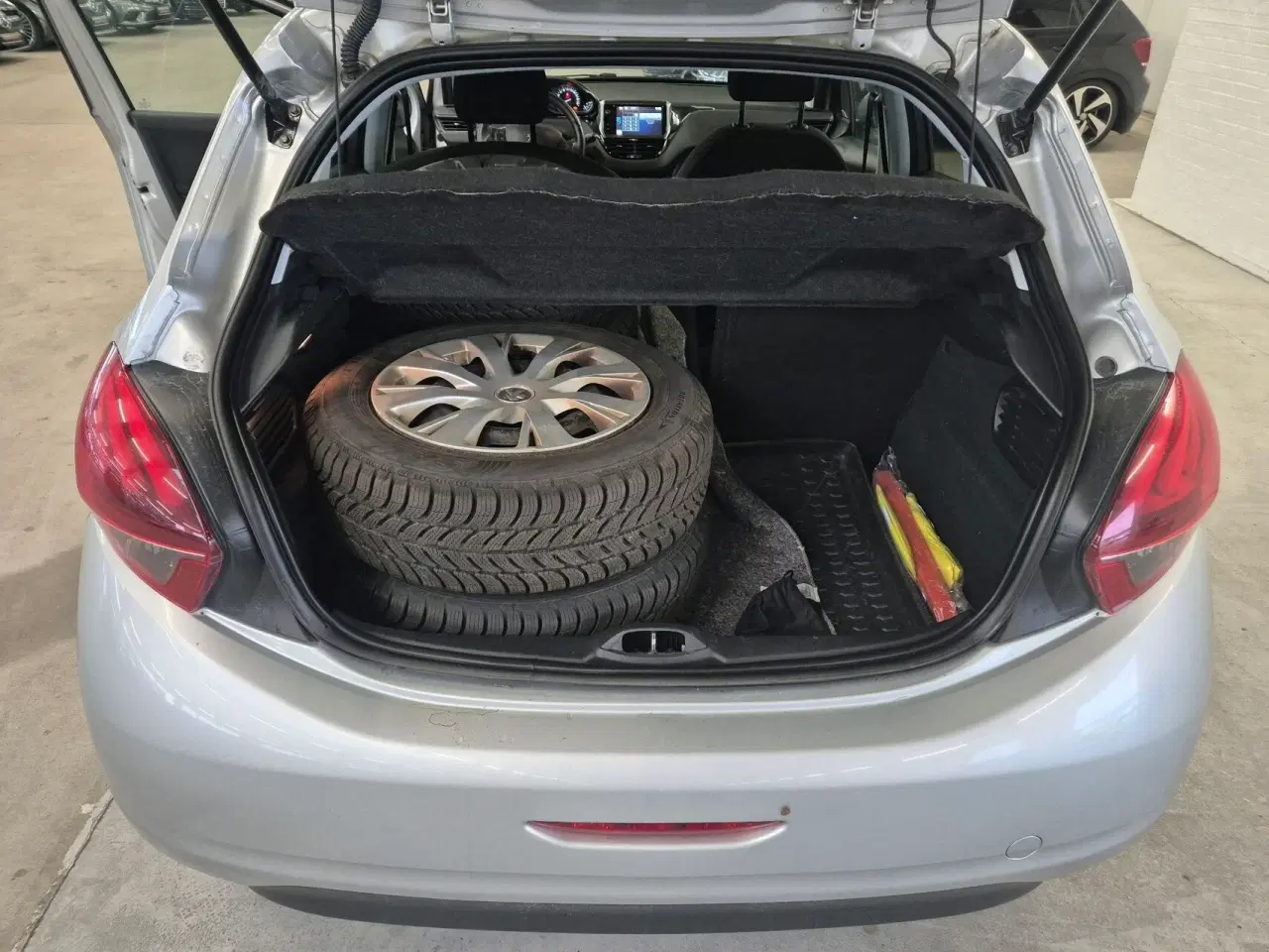 Billede 19 - Peugeot 208 1,6 BlueHDi Active+ 100HK 5d