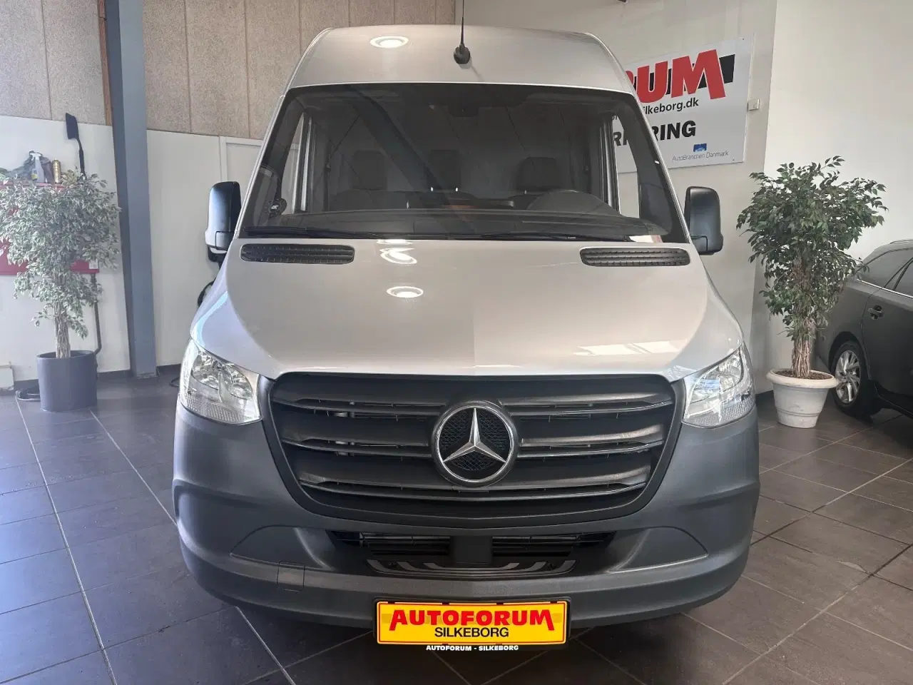 Billede 2 - Mercedes Sprinter 319 3,0 CDi A2 Kassevogn RWD