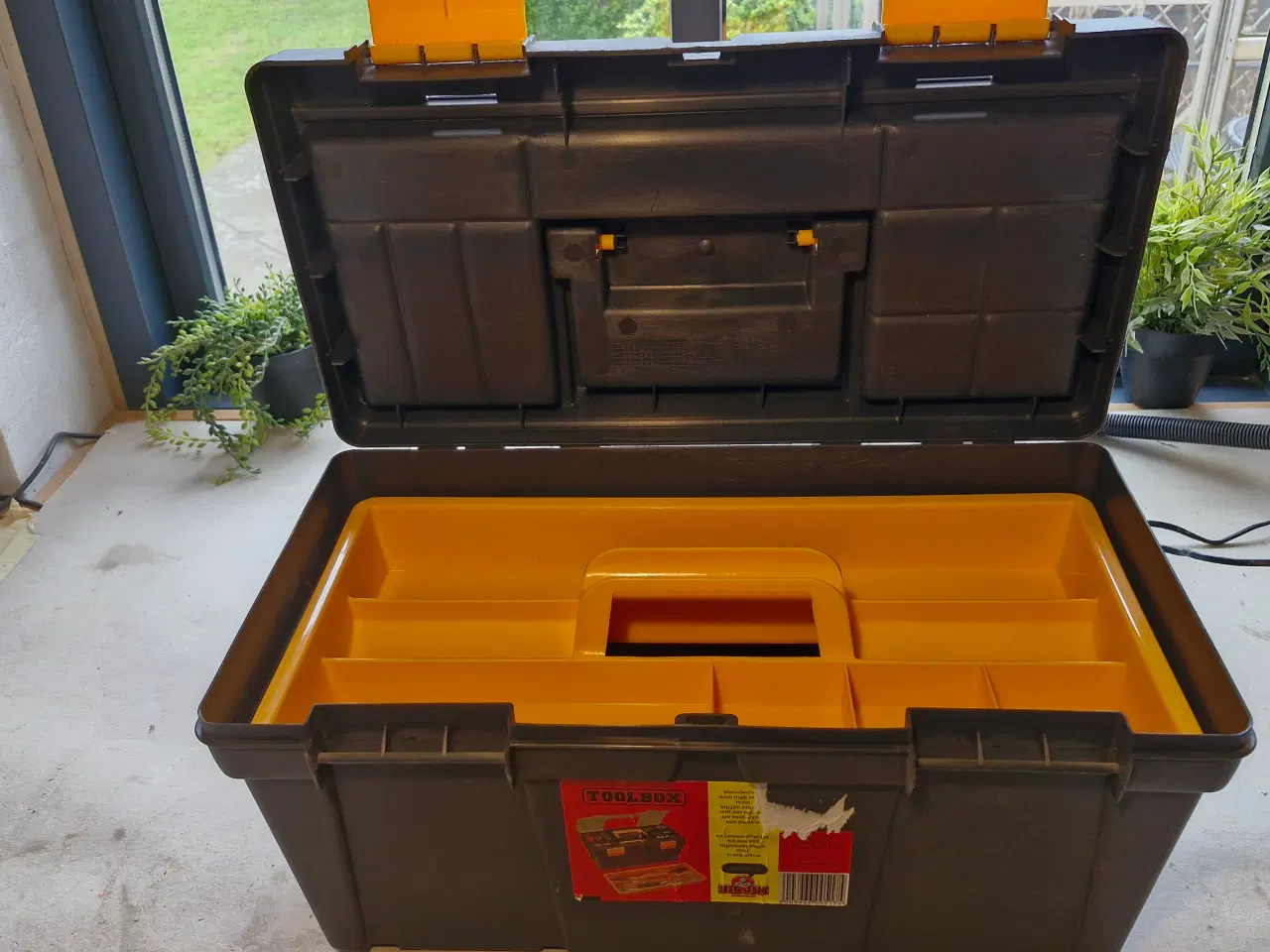 Billede 1 - Værktøjskasse i plast