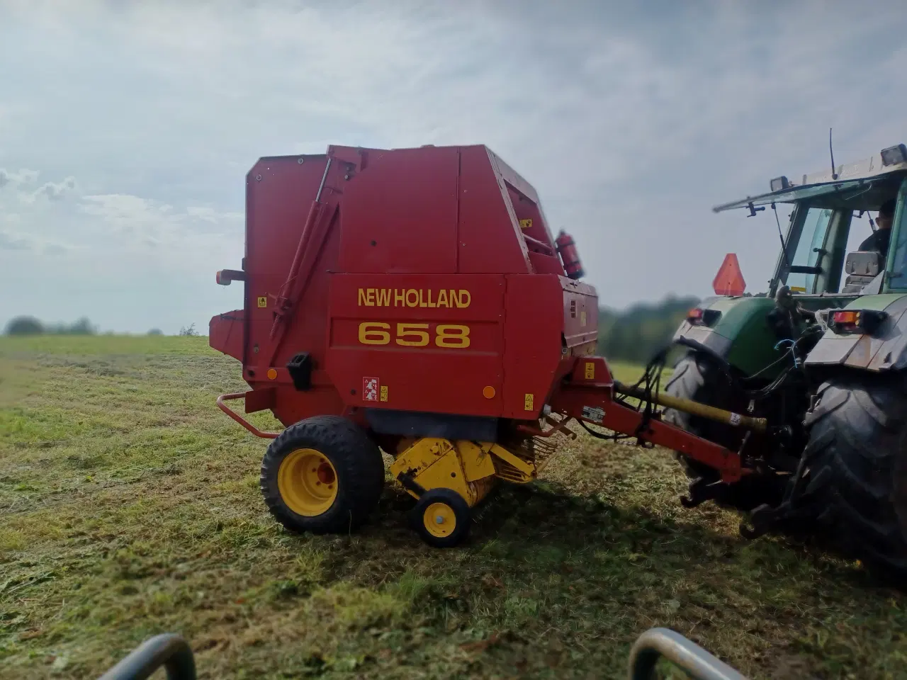 Billede 7 - New Holland 658 rundballe presser