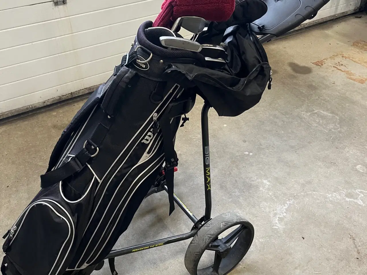 Billede 1 - Wilson Golfsæt med bag og vogn