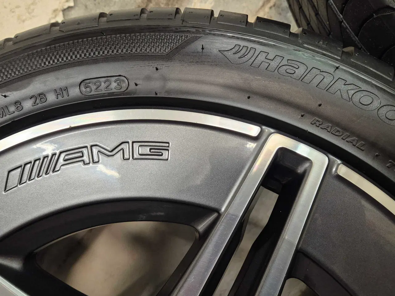 Billede 5 - 5x112 MERCEDES ORIGINAL "AMG" ALUFÆLGE MED NYE SOM