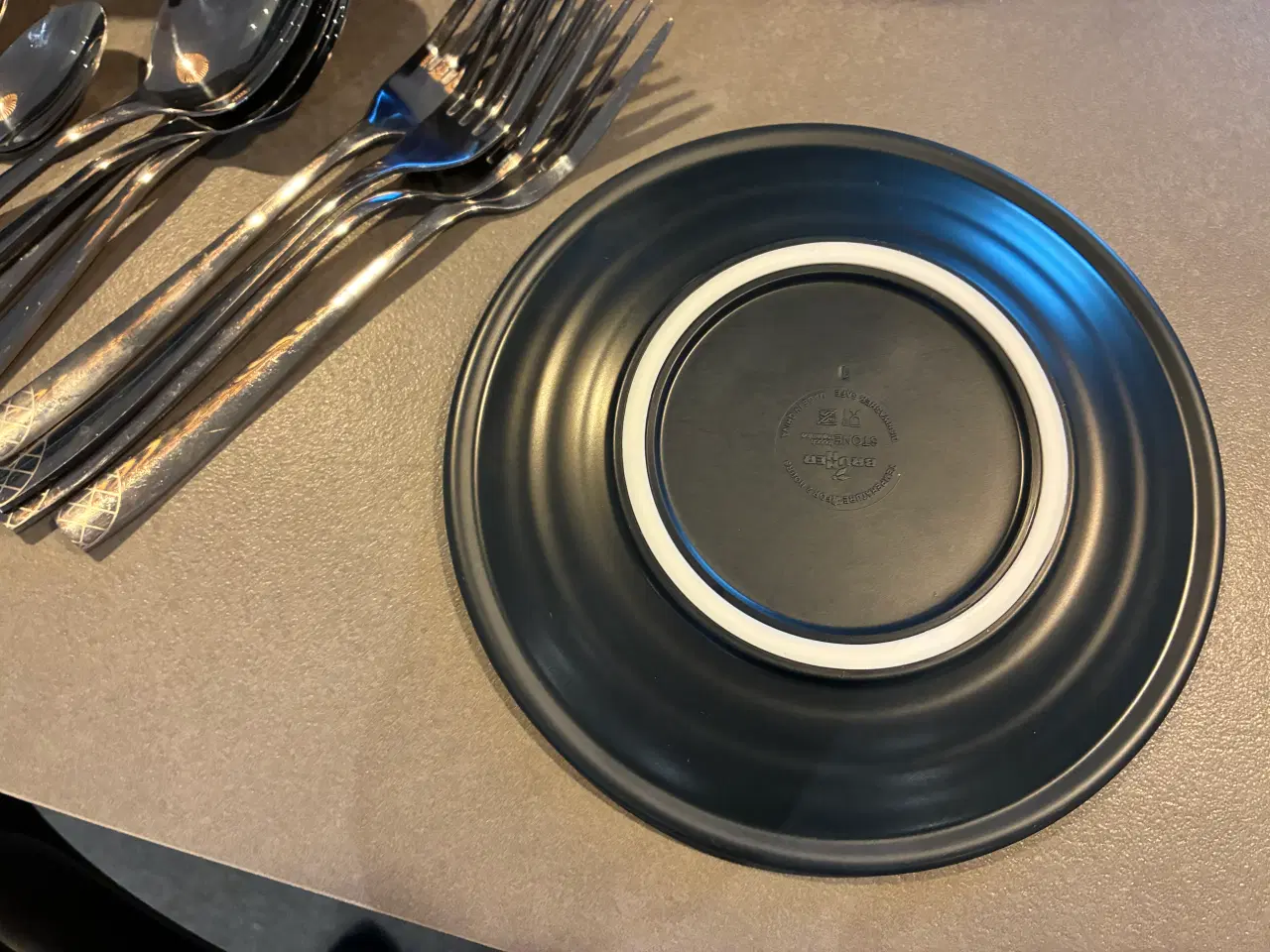 Billede 2 - Krus og service sælges samlet