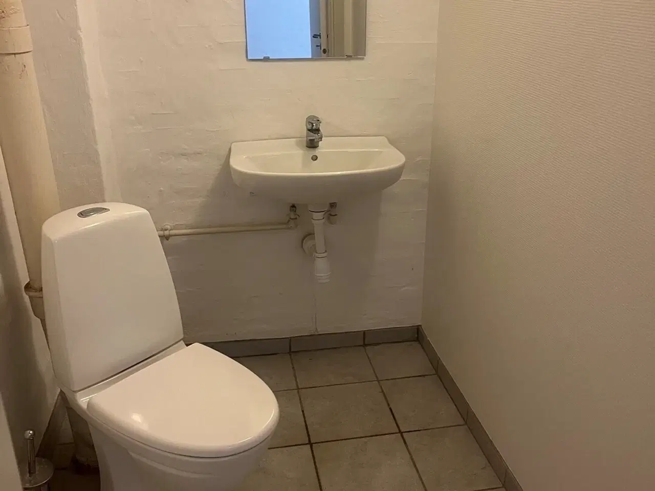 Billede 7 - Rummeligt lager i Rødovre