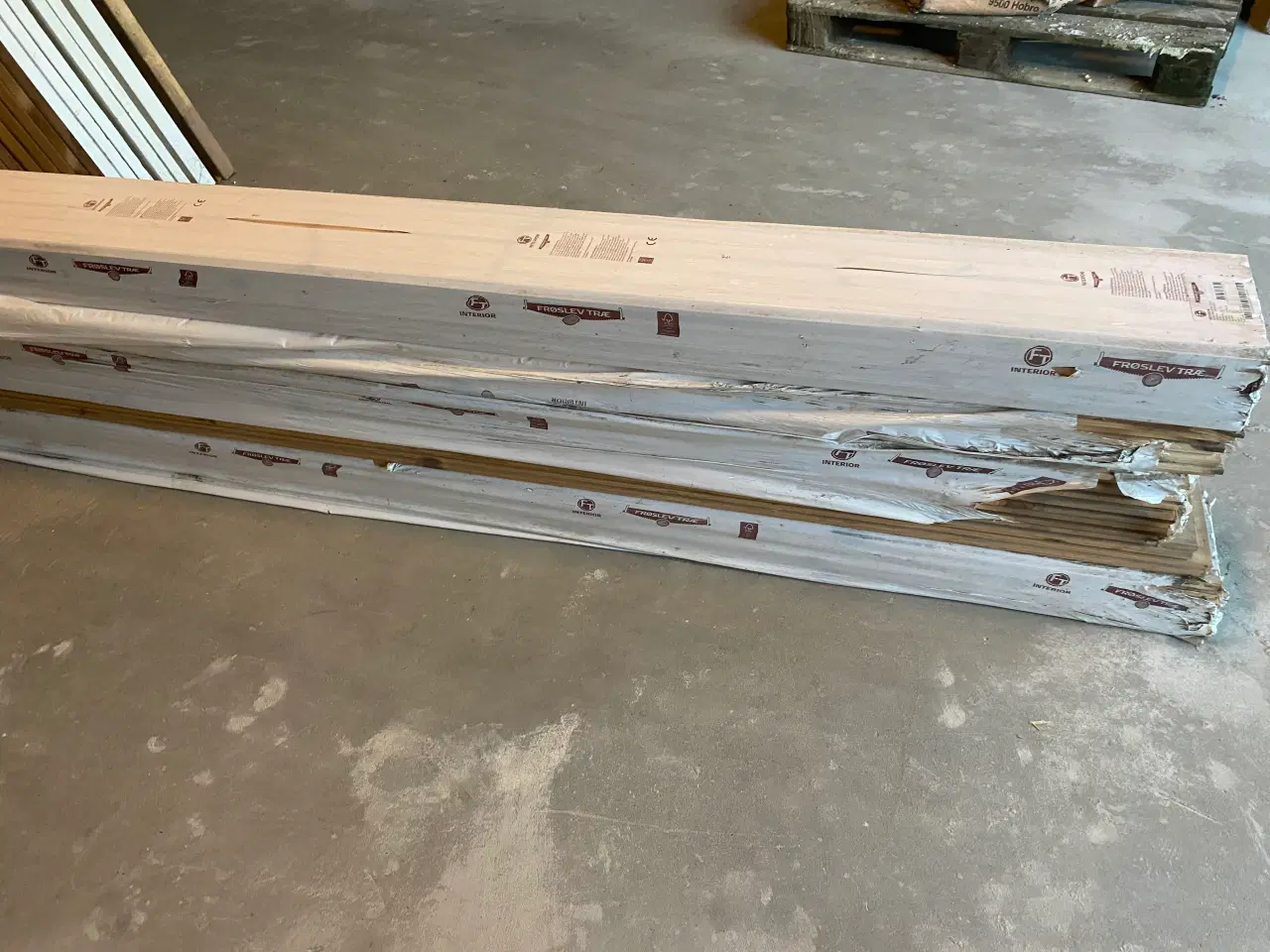 Billede 3 - Massiv fyrtræsgulv 30x187 mm