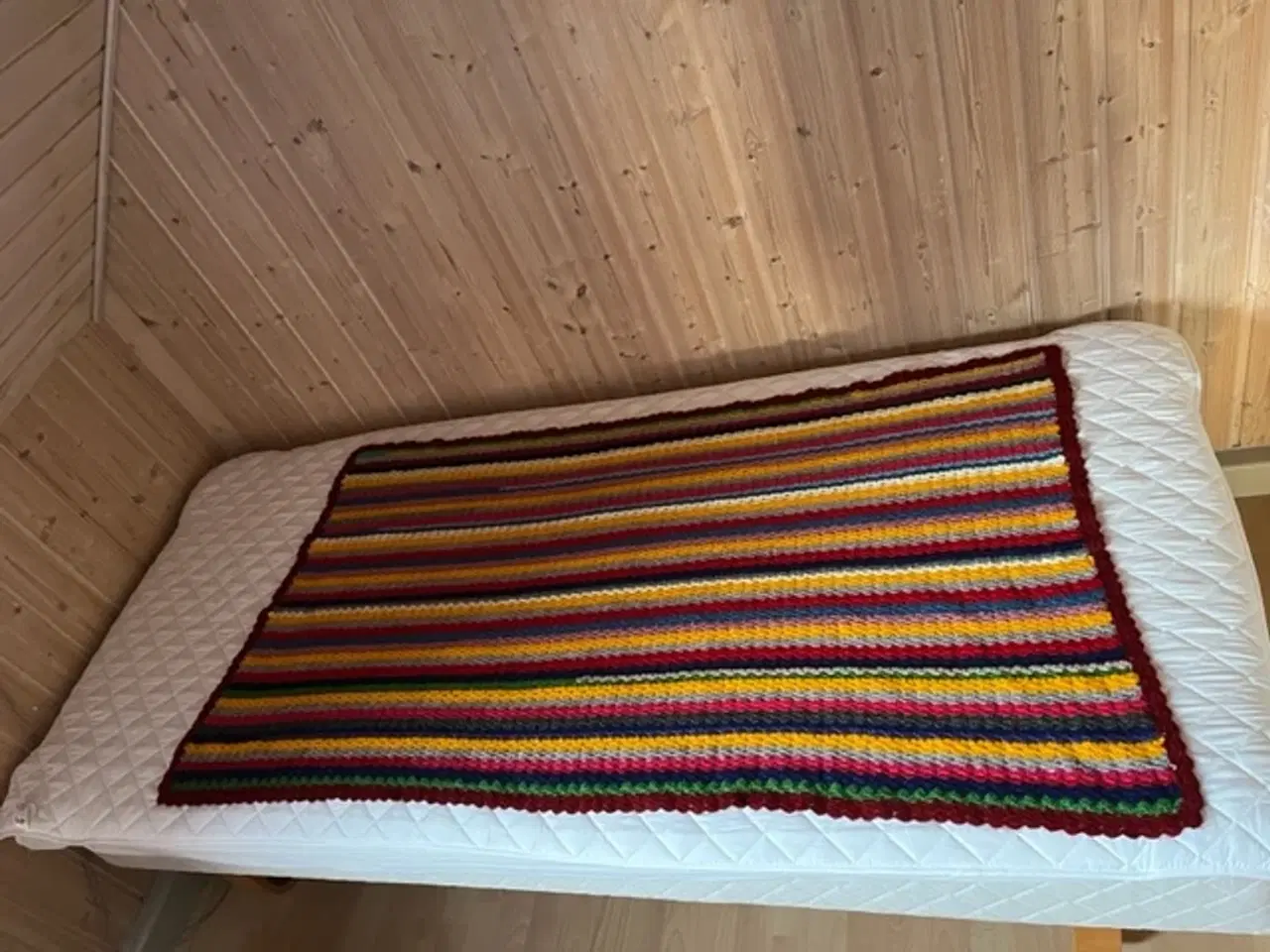 Billede 1 - Hæklet tæppe