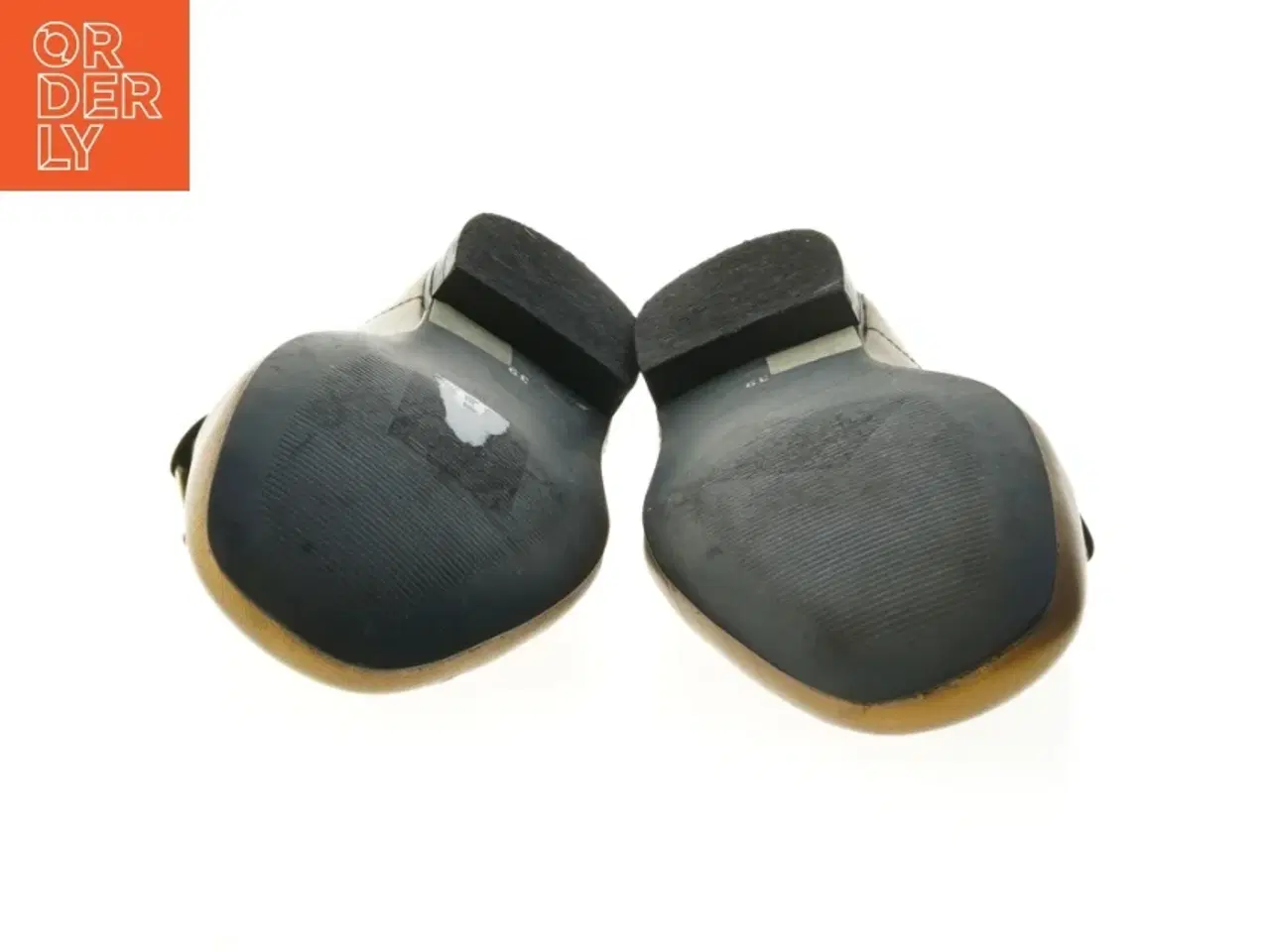 Billede 4 - Brune lædersko med spænder fra Another (str. 39 )