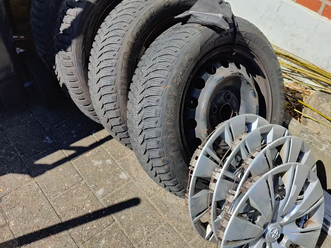 Billede 1 - Vinterhjul til Toyota Yaris 