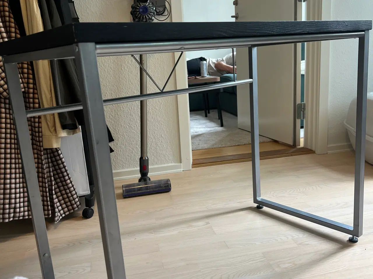 Billede 5 - Skrivebord
