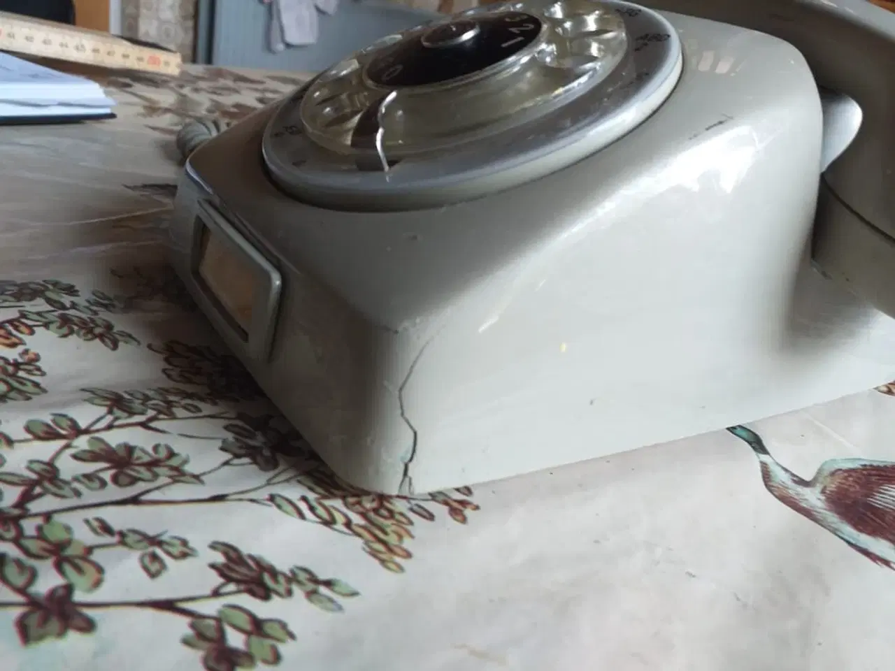 Billede 2 - Bord telefon mærke kirk 33-73