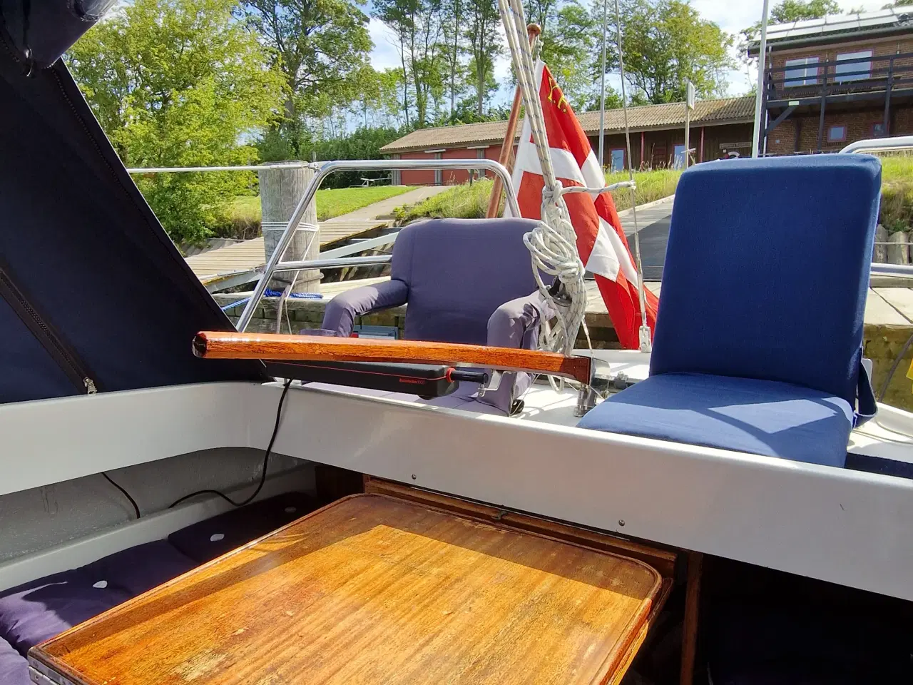 Billede 16 - Velholdt LM 27 motorsejler