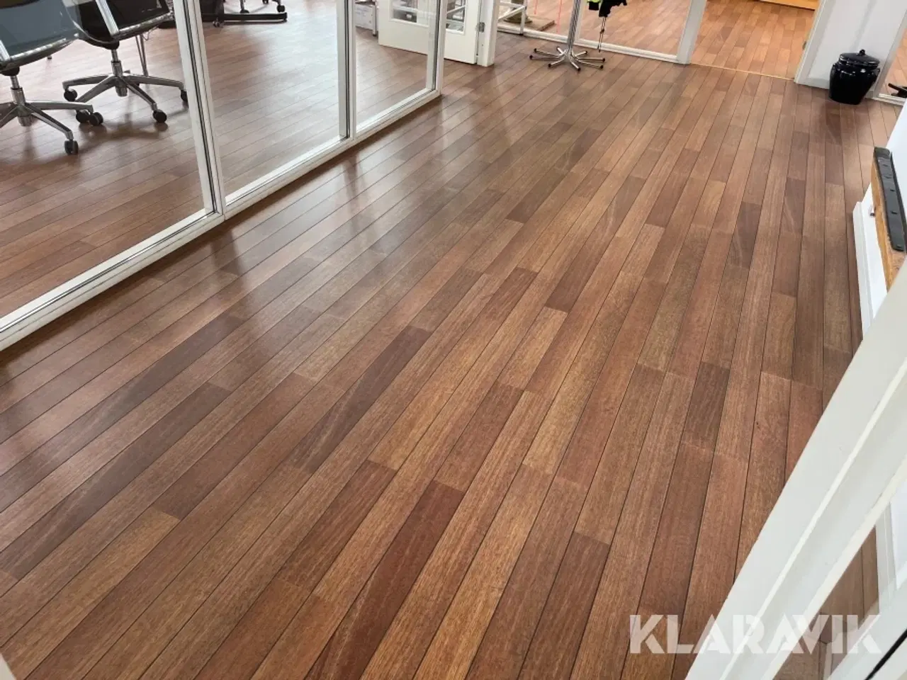 Billede 1 - Laminat gulv 120+ m2