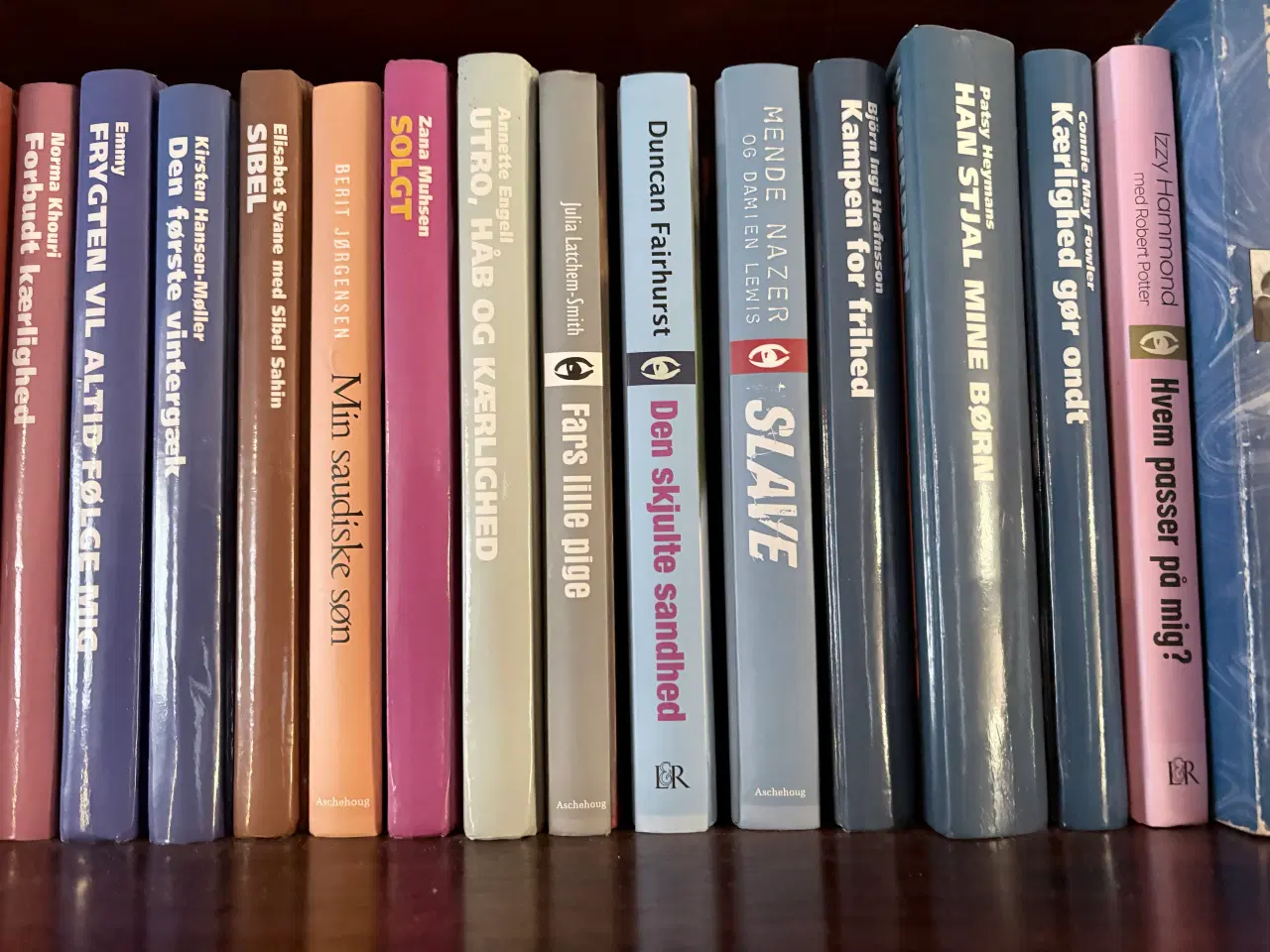 Billede 1 - 80 bøger fra virkeligheden verden