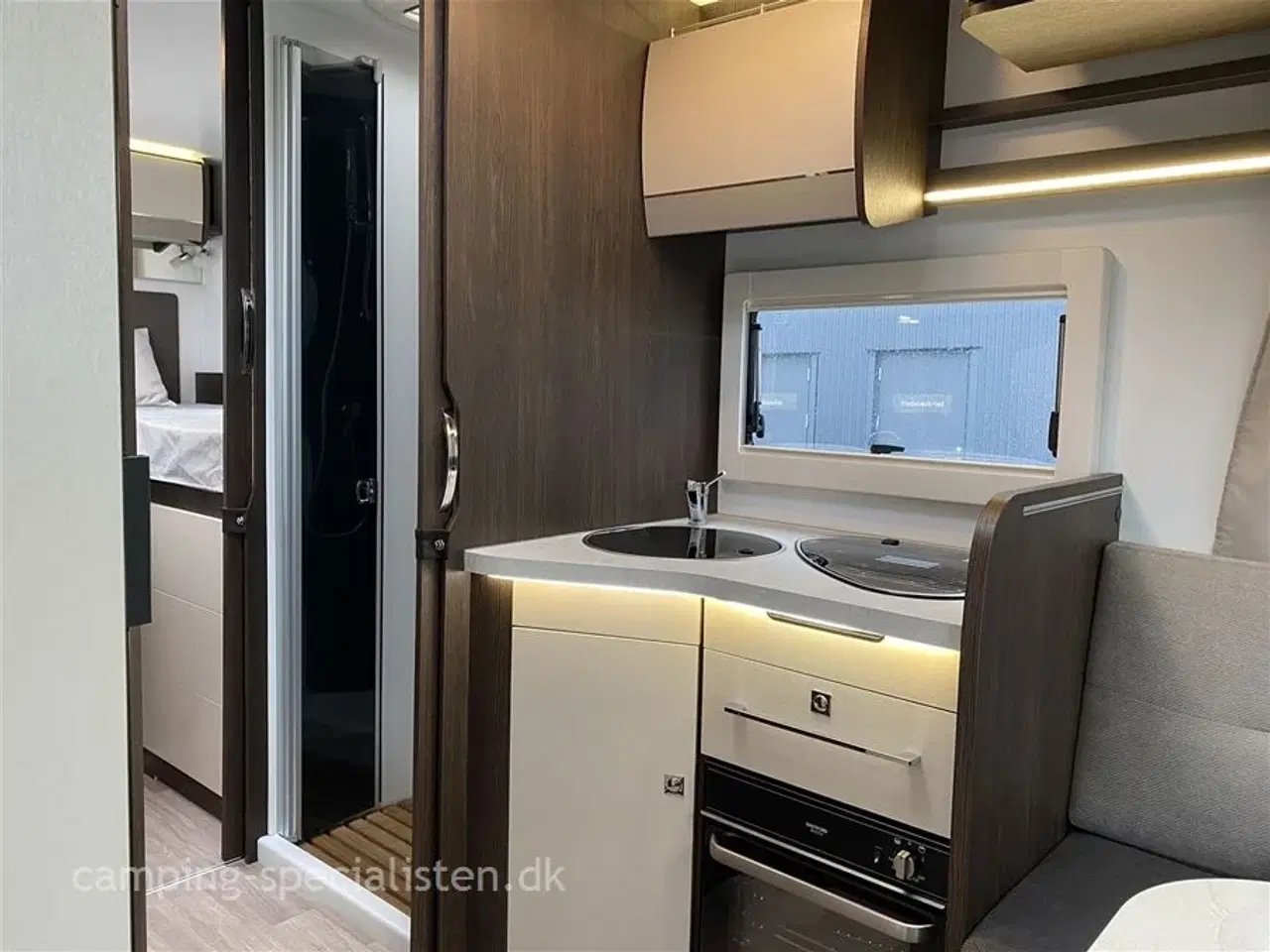 Billede 10 - 2022 - Benimar Tessoro 468 NK   Flot Benimar Tessoro 468 NK model 2022 kan nu Ses Hos Camping-Specialsten .dk i Silkeborg