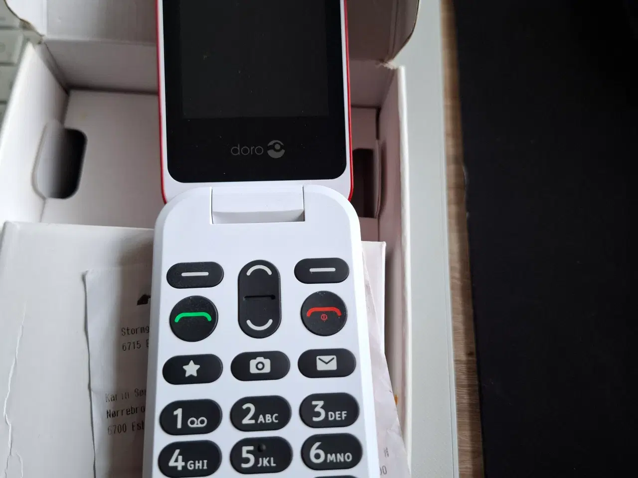 Billede 2 - Doro telefon næsten ny