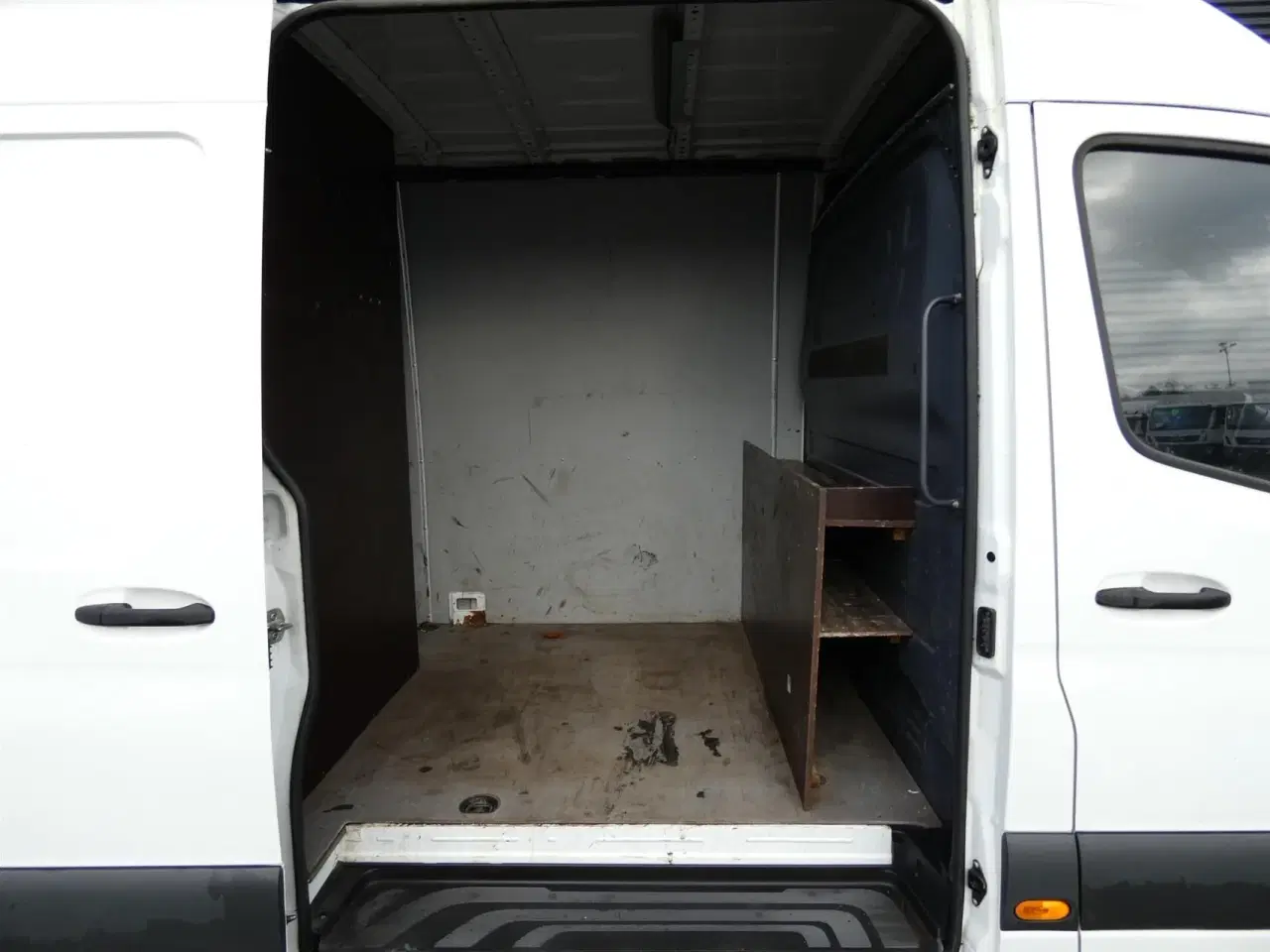 Billede 9 - Mercedes-Benz Sprinter 319 3,0 CDI A2 H2 RWD 190HK Van Aut.