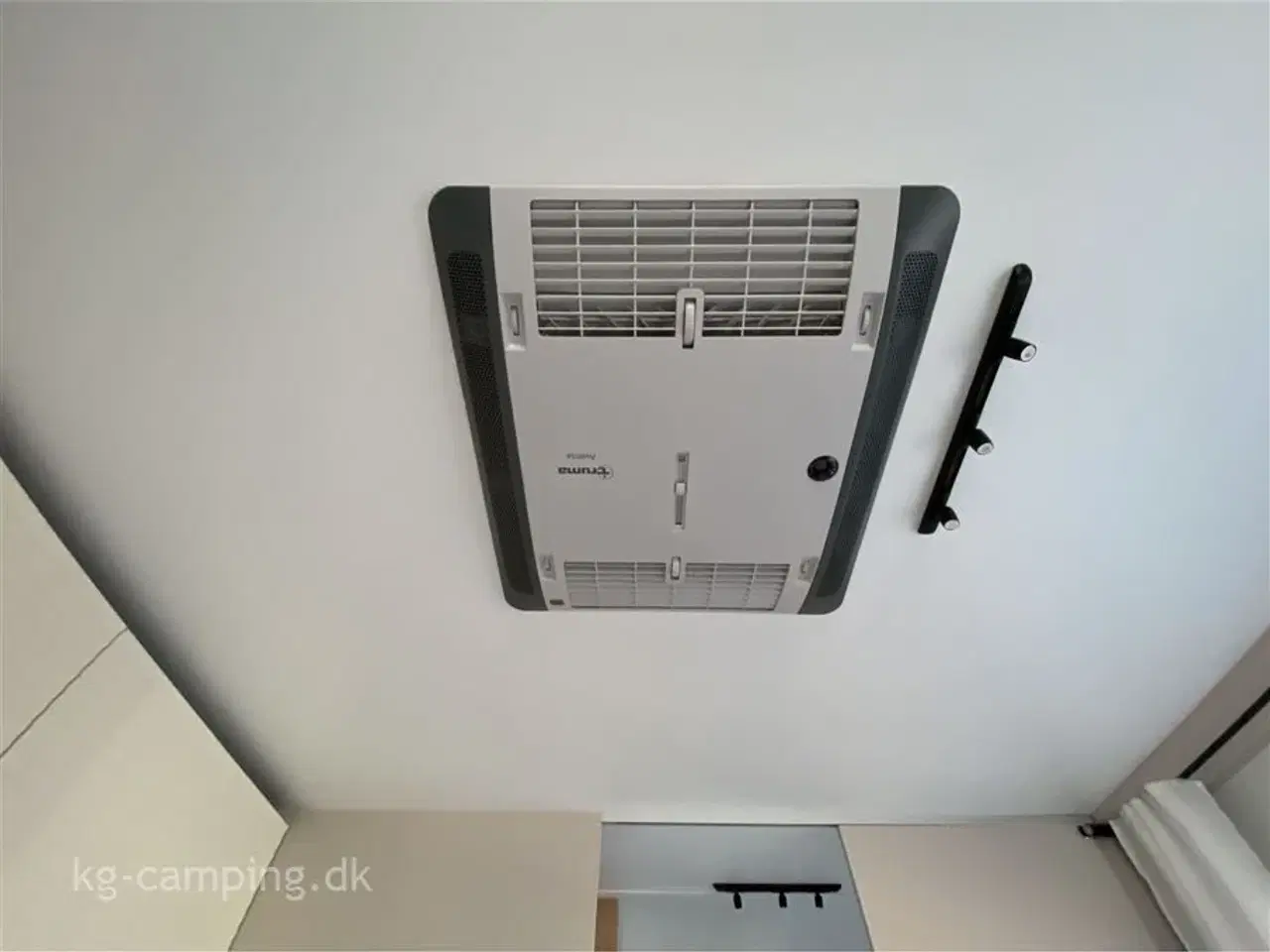 Billede 6 - 2026 - Adria Adora 613 UT   Eneste eksemplar i Danmark, stor udstyrspakke og stor rabat!