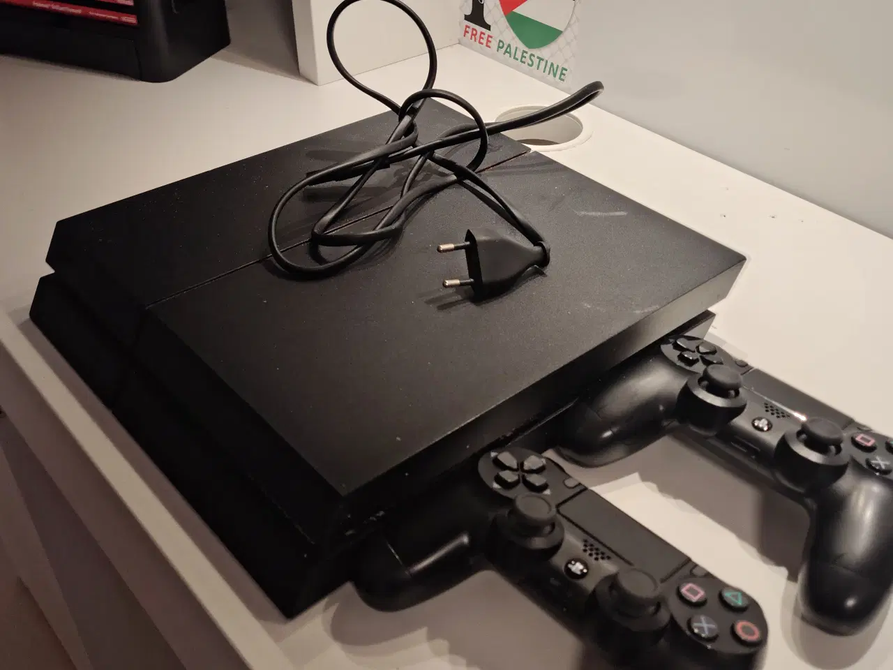 Billede 1 - Ps4 2 controllere Pris ikke fast