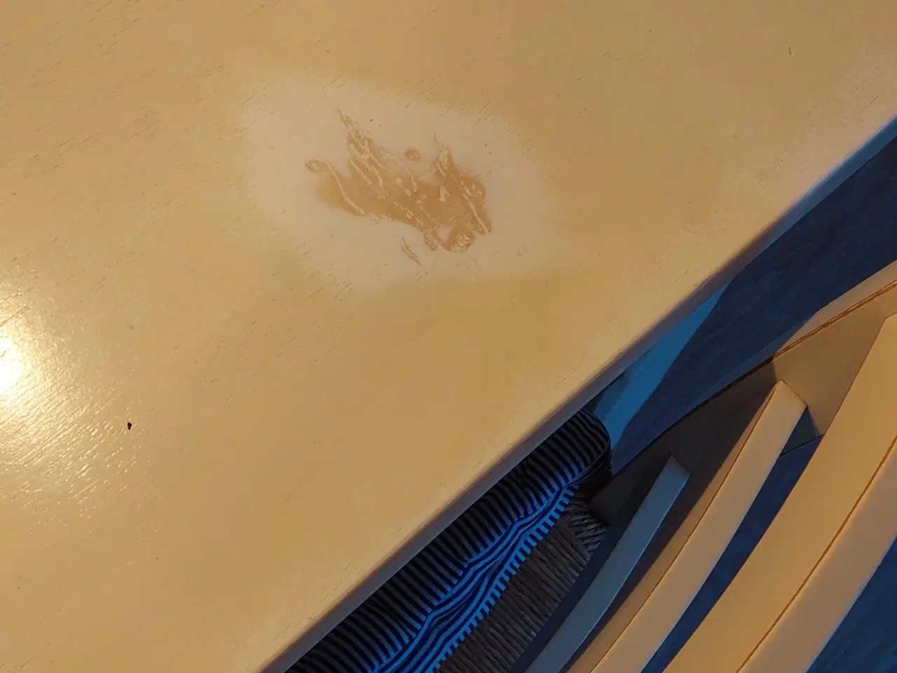 Billede 5 - Spisebord, 6 stole, 2 plader 