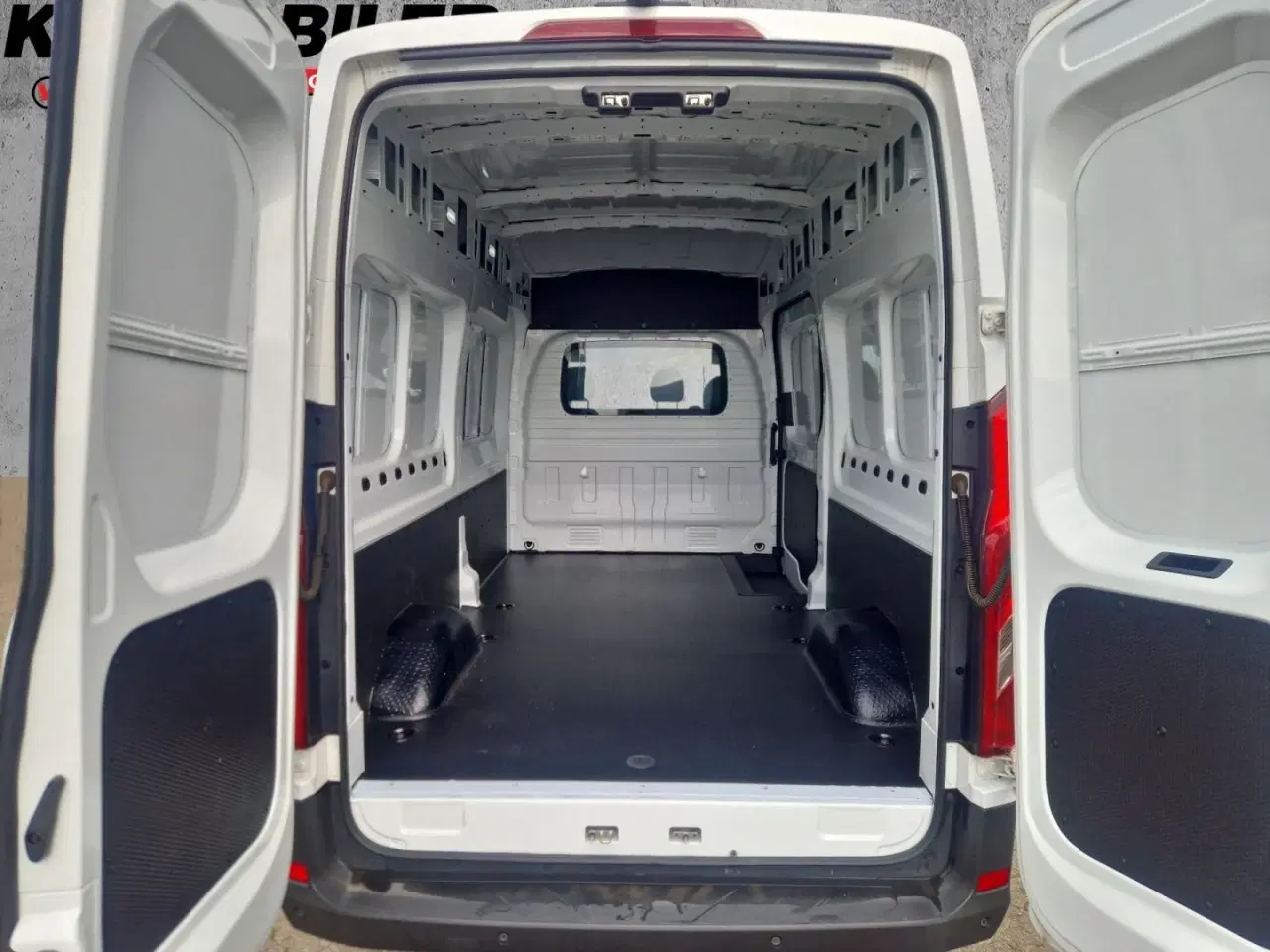 Billede 11 - Maxus e-Deliver 9 88 L3H3 Kassevogn