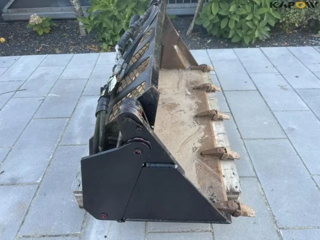 Billede 4 - - - - 4i1 skovl