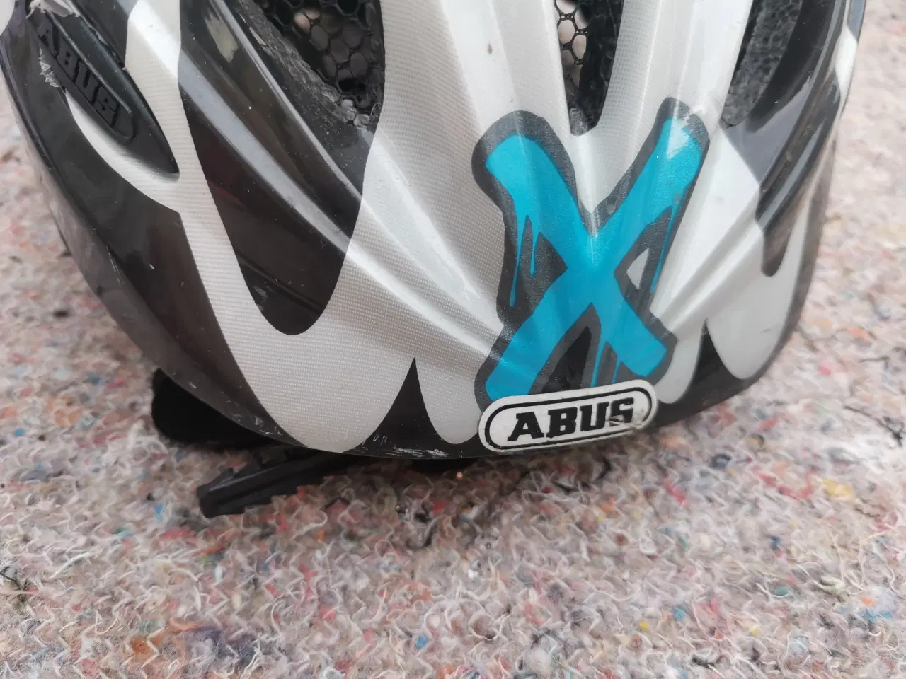 Billede 2 - Cykelhjelme 5 kr pr stk