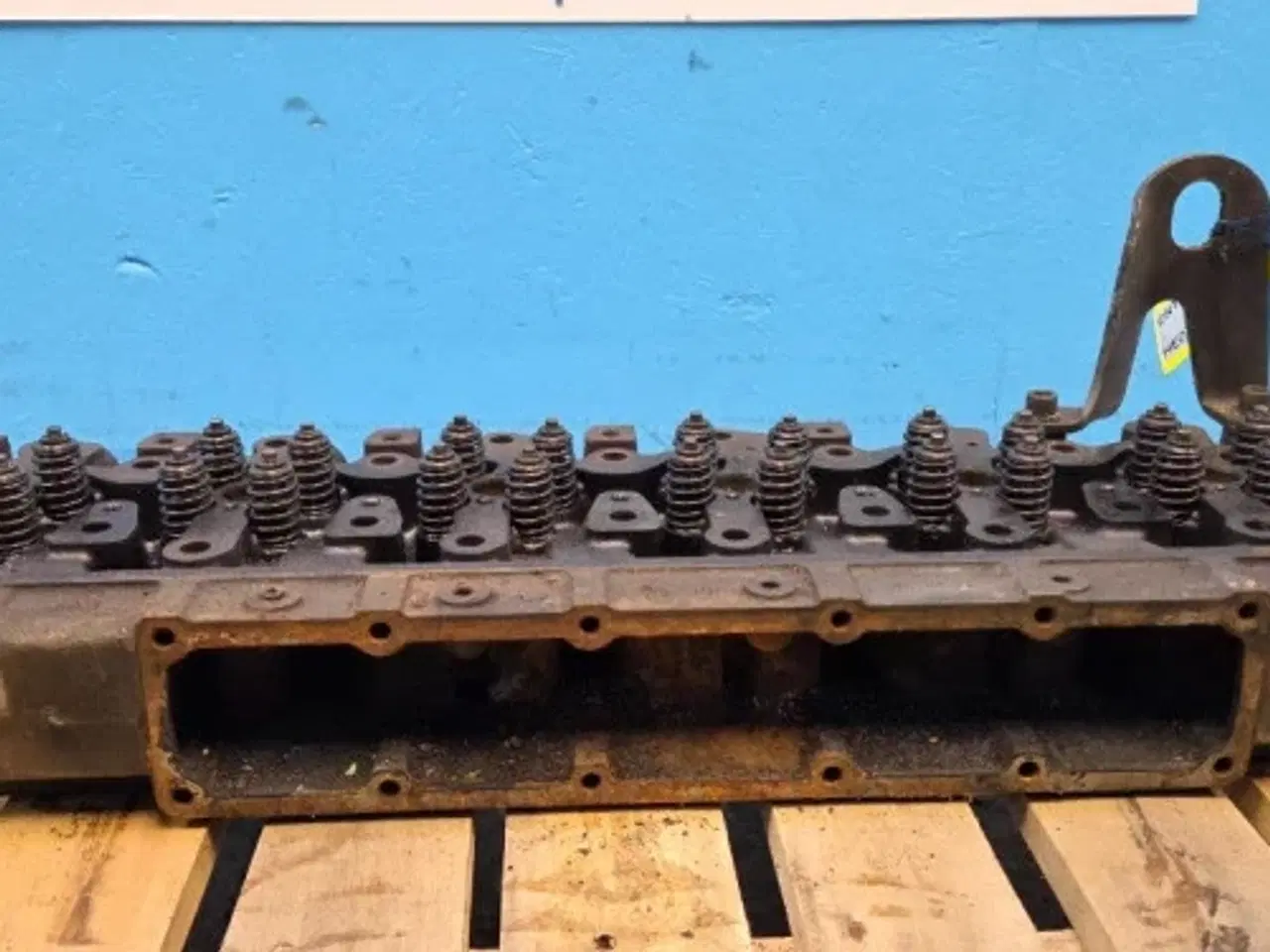 Billede 2 - John Deere 6068   Topstykke   RE567118 