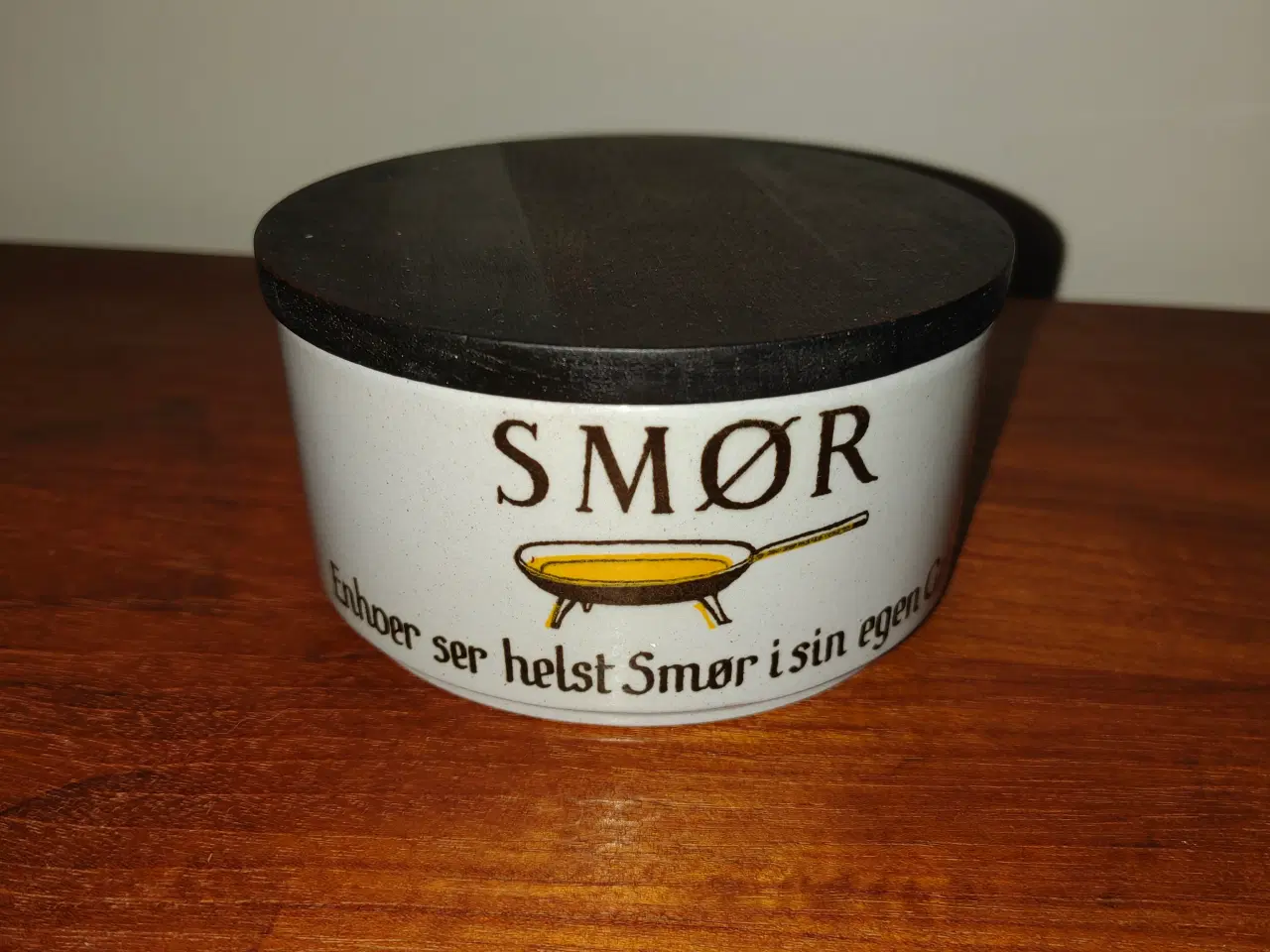 Billede 1 - Velholdt Knabstrup smørboks