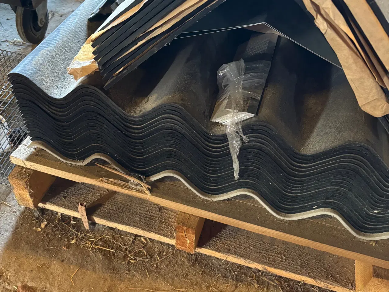 Billede 1 - Tagplader og rygninger