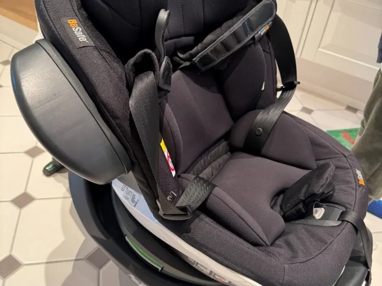 Billede 3 - BeSafe Fresh Black Cab Izi Turn I-Size Autostol
