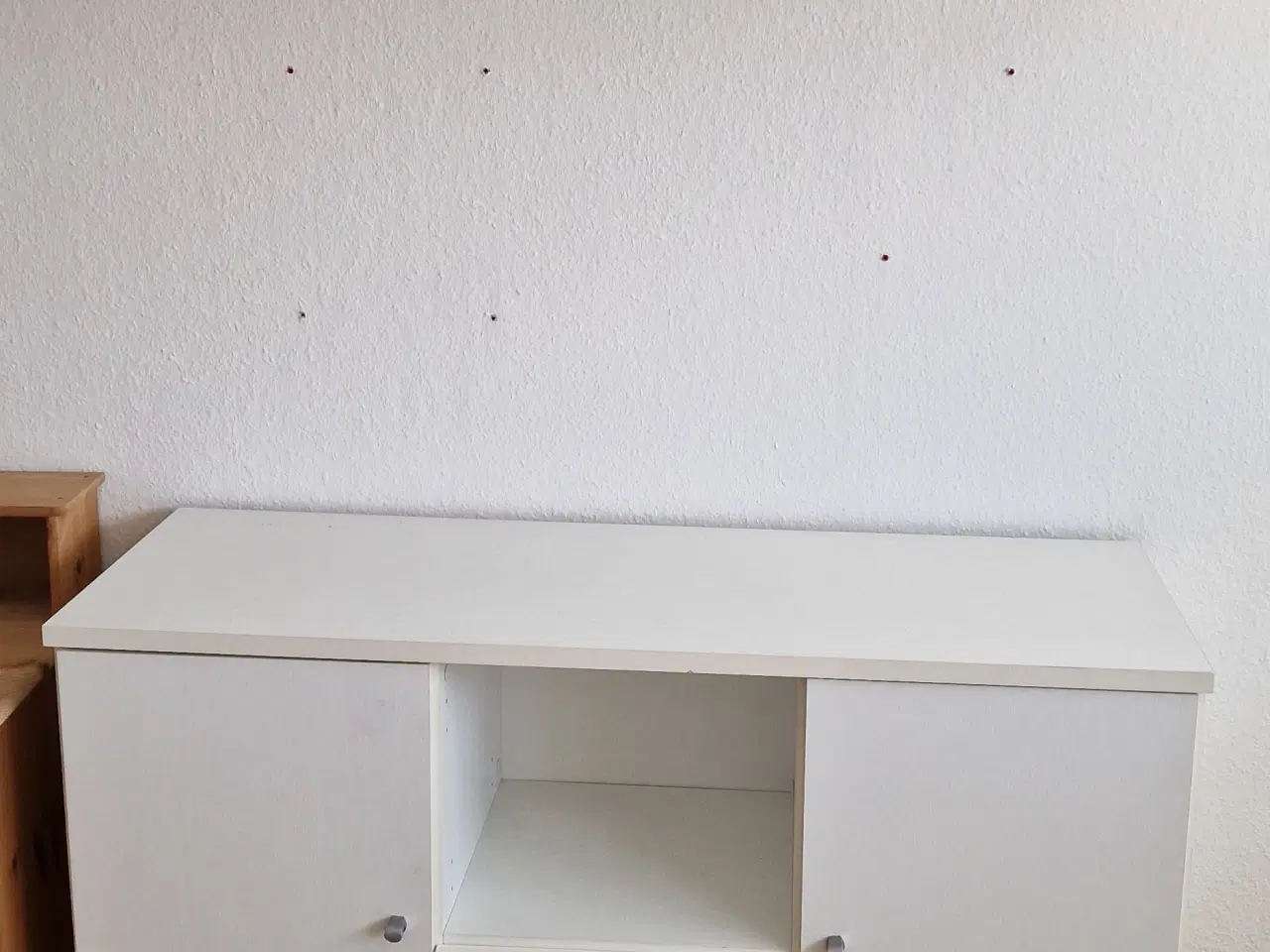 Billede 3 - Div. Møbler bortgives