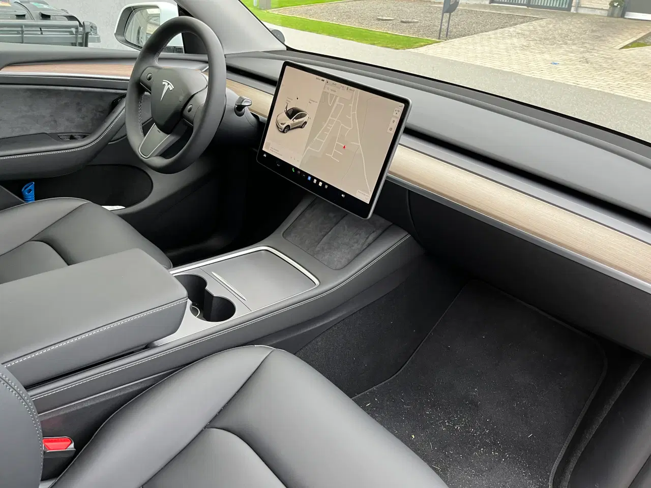 Billede 5 - Tesla model Y Standard Range