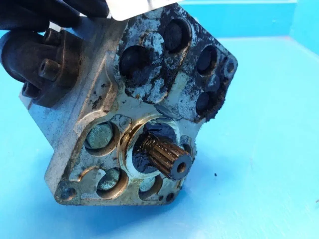Billede 7 - New Holland FX 38 Hydraulikmotor 84043509