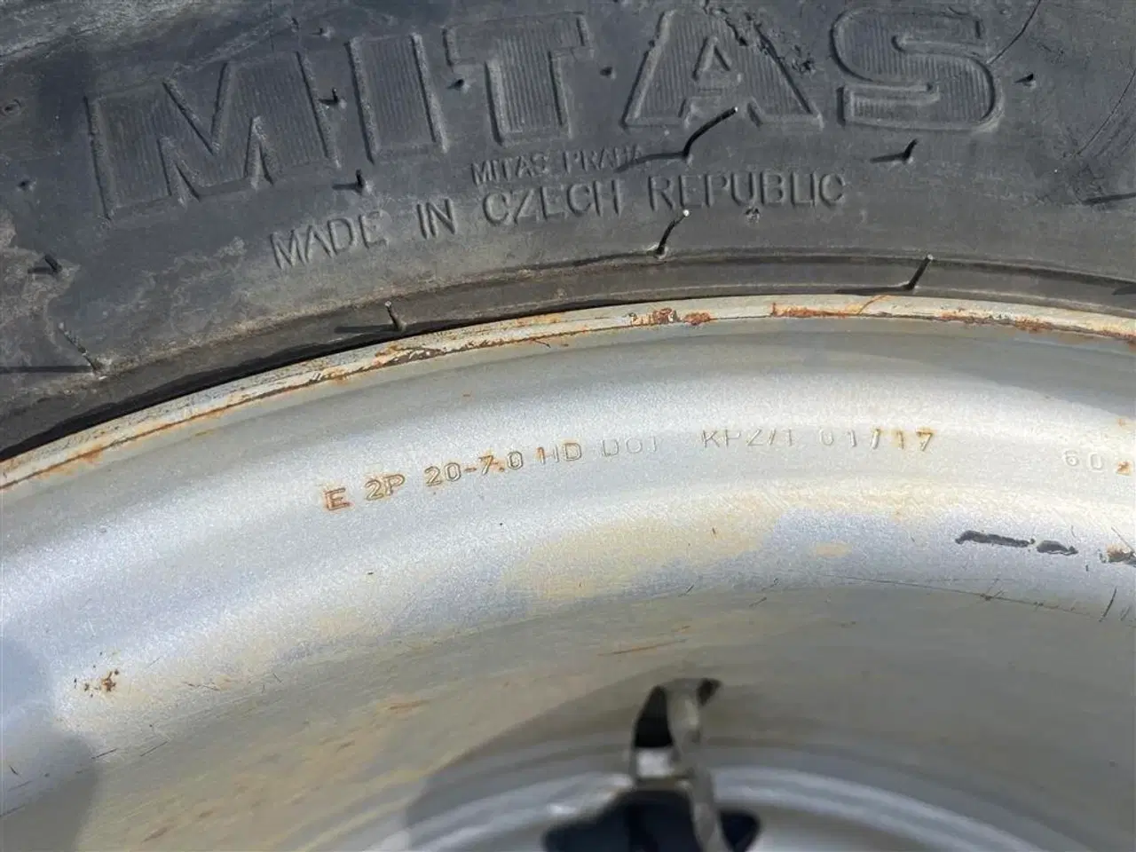 Billede 6 - - - - Mitas8,25-20 komplethjul til gummihjulsgraver
