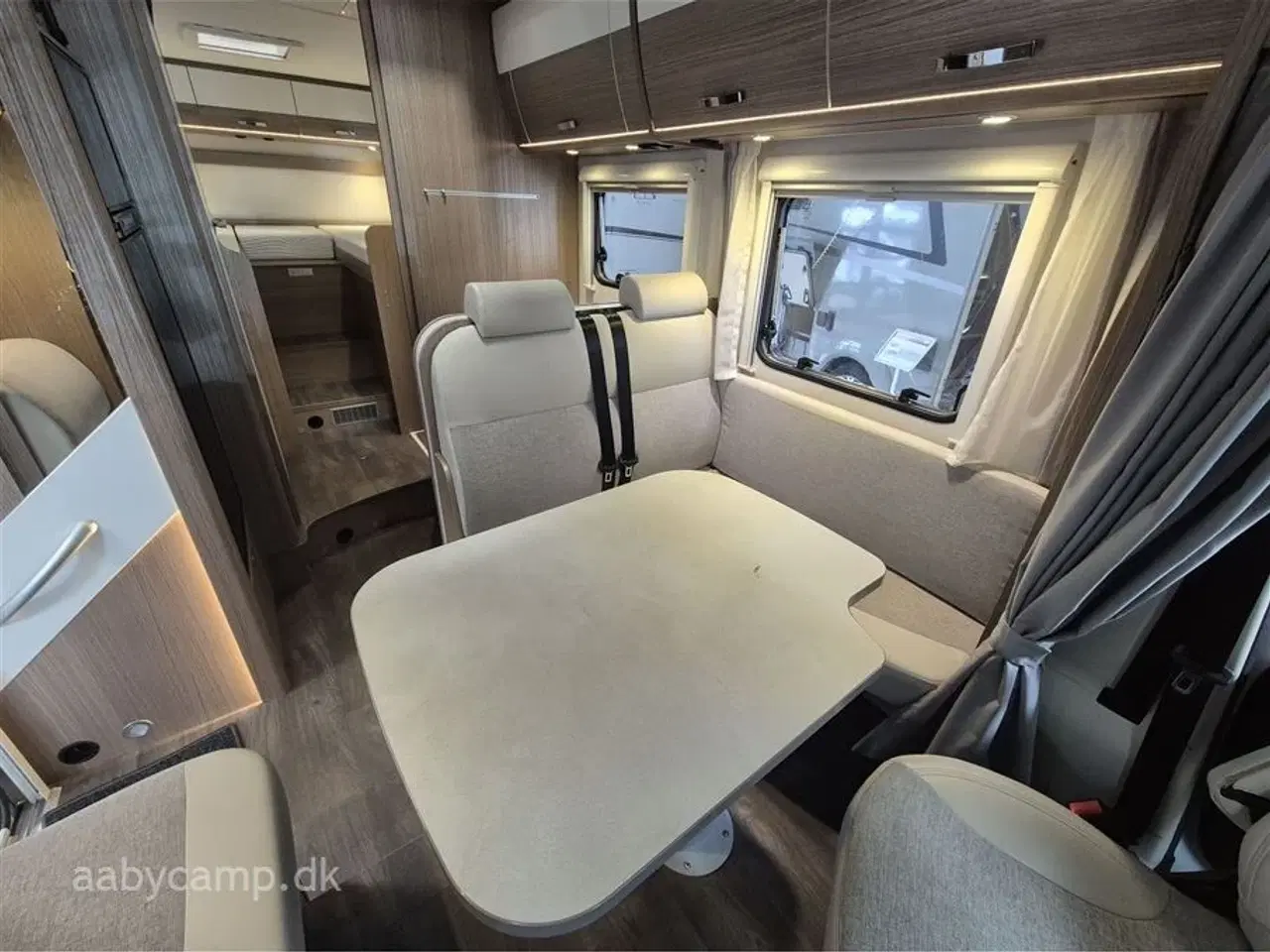 Billede 8 - 2019 - Carado T 447   Automatgear. solcelle. 95Ah batteri. 1500w inverter. Markise. undervognsbehandlet.  Fuld service. tandrem skiftet i 2025. Kun 47,000 Km!!!