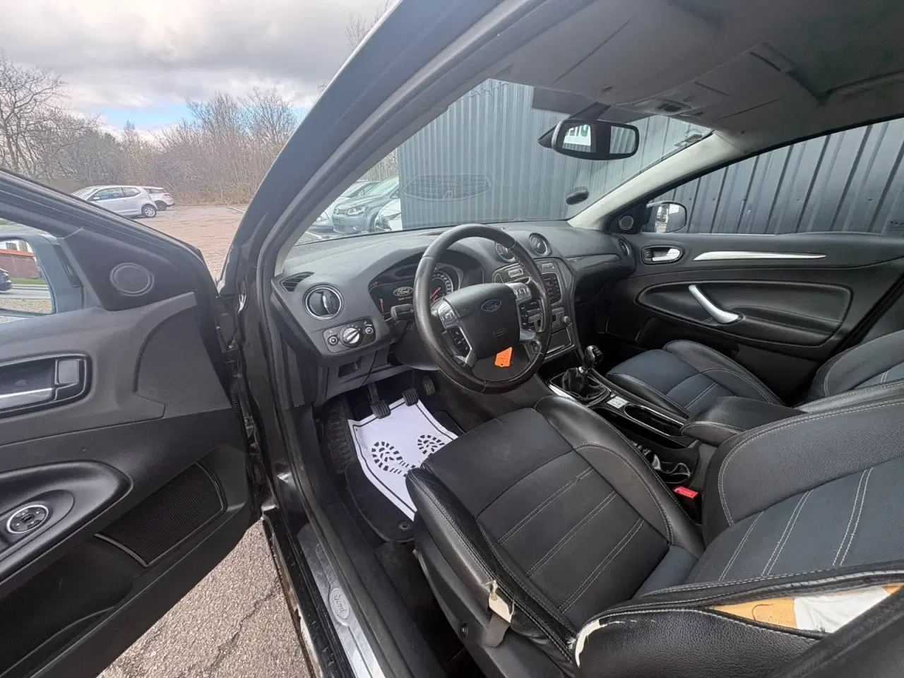 Billede 8 - Ford Mondeo 2,5 20V Turbo Titanium stc.