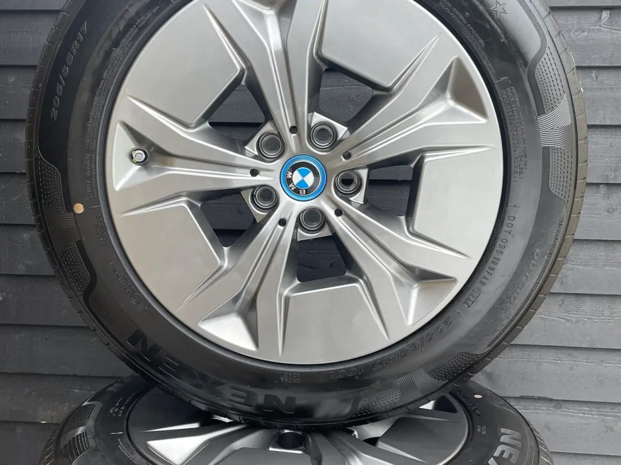 Billede 1 - Nye BMW ix1 fælge med dæk