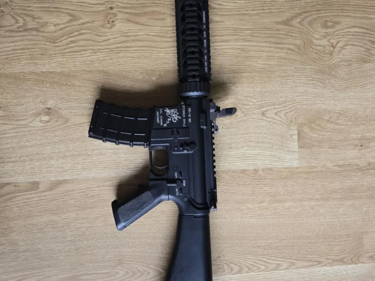 Billede 16 - Hardball gevær, pistoler og andet udstyr