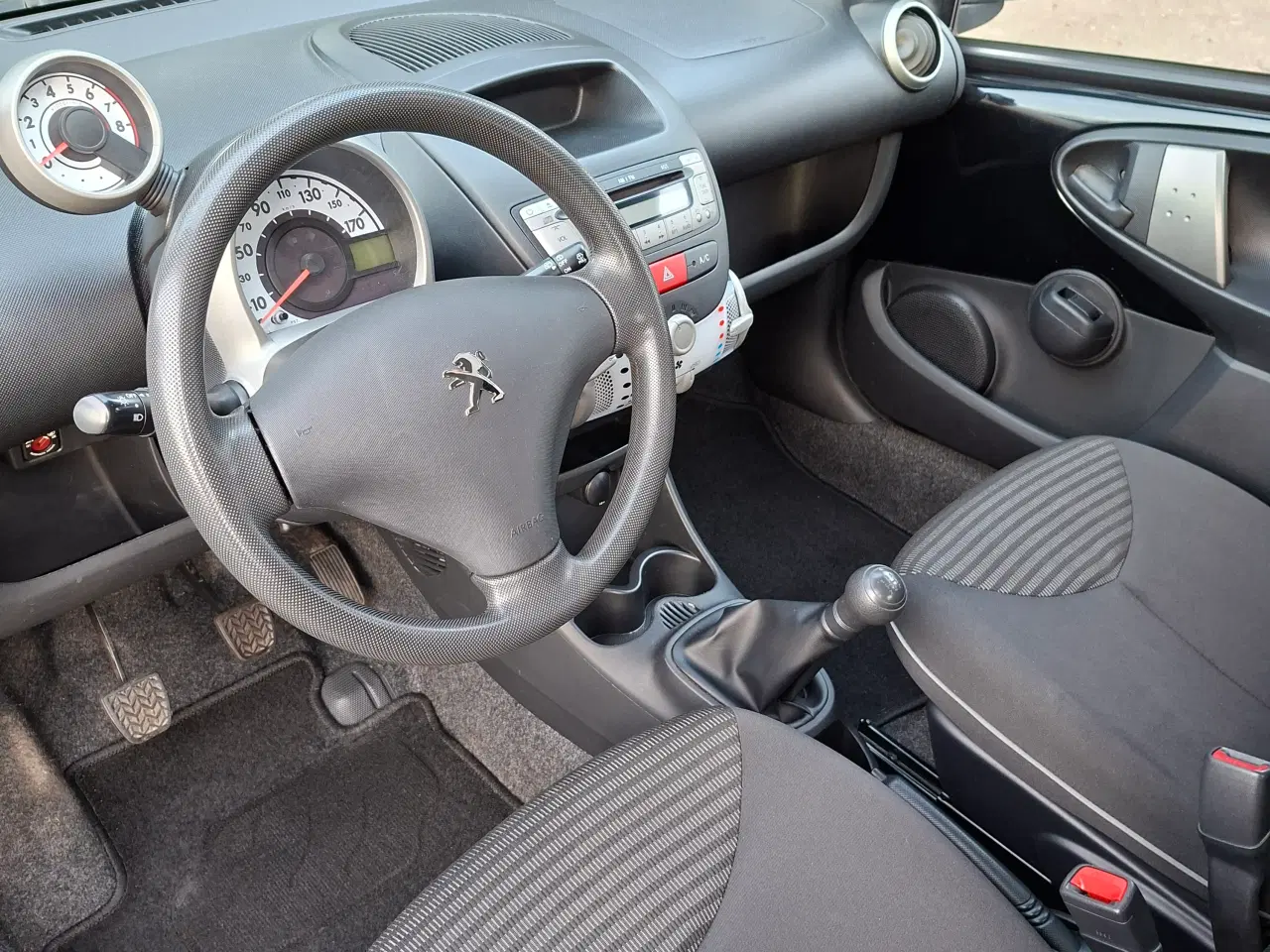 Billede 9 - 1-Ejers Peugeot 107 med fuld servicehistorik
